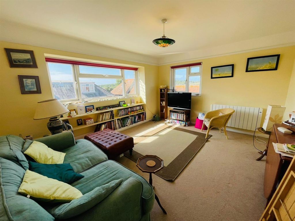 Property photo 3 of 11 Img-20250821-Wa0009.Jpg