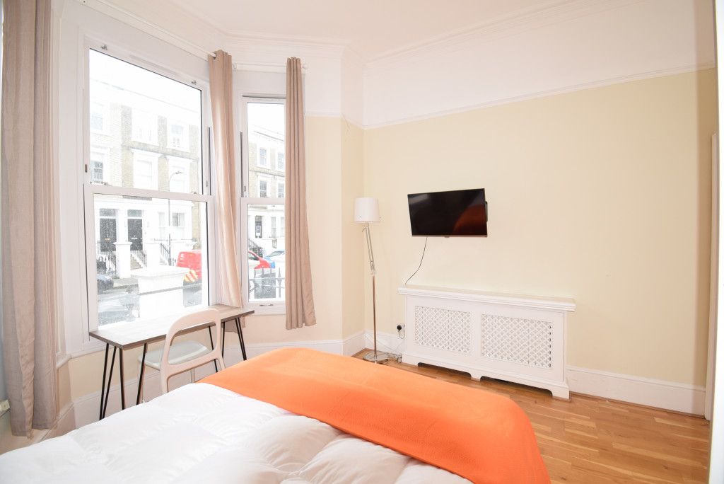 Property photo 2 of 6