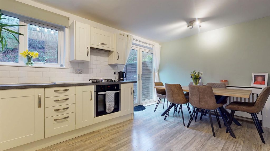 Property photo 2 of 13 01152026_115825.Jpg