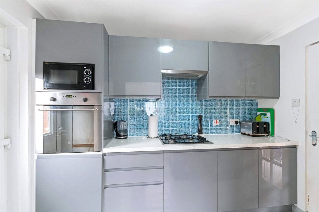 Property photo 2 of 14 Picture No. 09