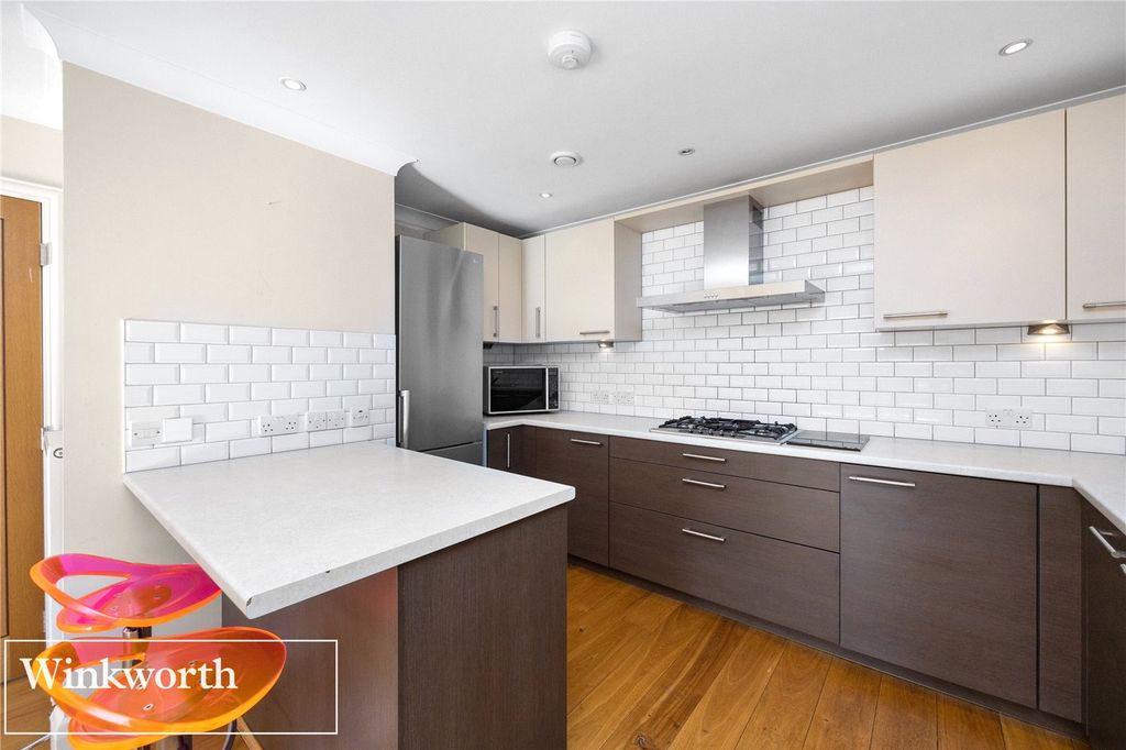 Property photo 2 of 17 Picture No. 09