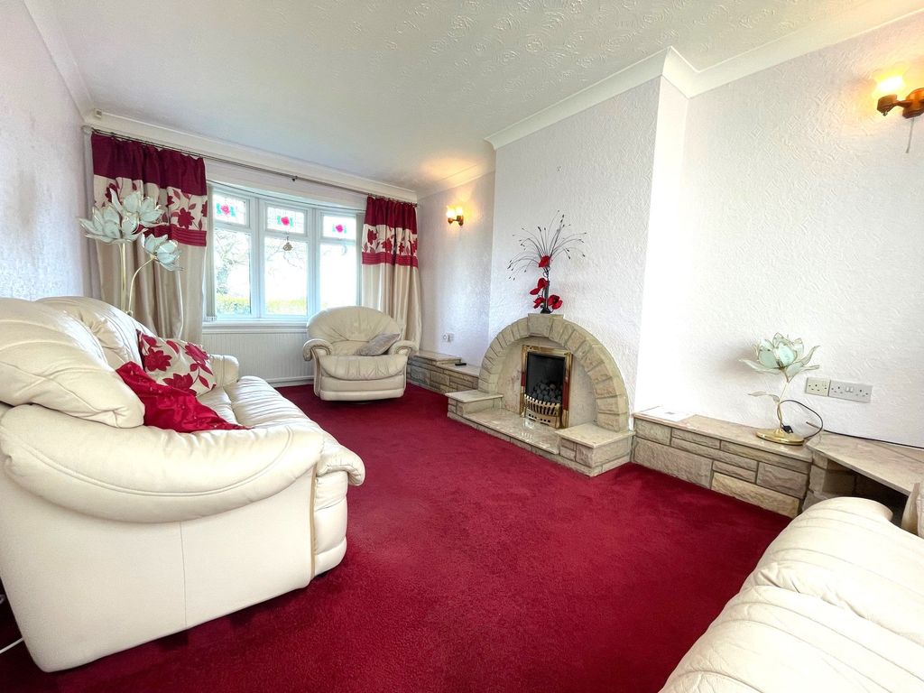 Property photo 2 of 25 Photograph 2