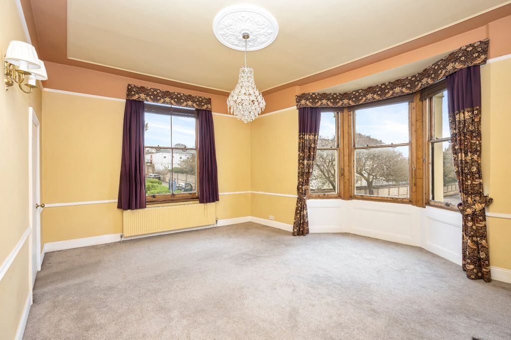 Property photo 3 of 12 Picture No. 29