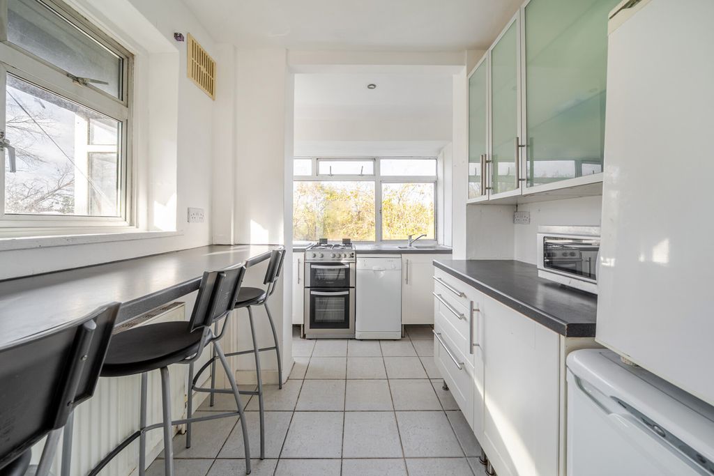 Property photo 3 of 13 Kitchen