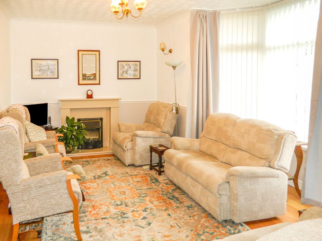 Property photo 3 of 35 Dscn6776