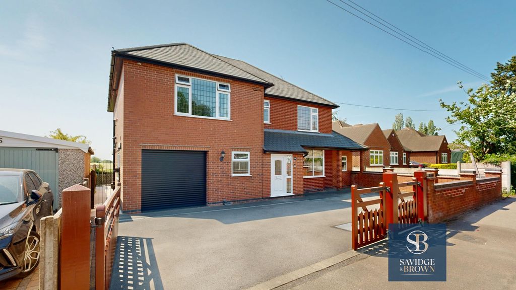 Property photo 2 of 45 Photo 74