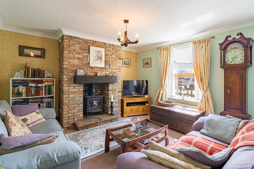 Property photo 3 of 29 5093677