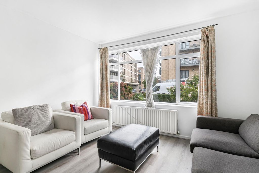 Property photo 3 of 23 Photo 2