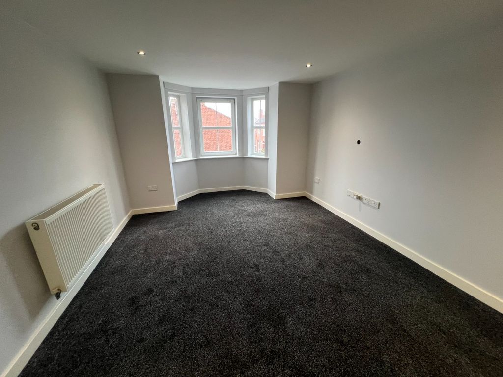 Property photo 3 of 12 4460115