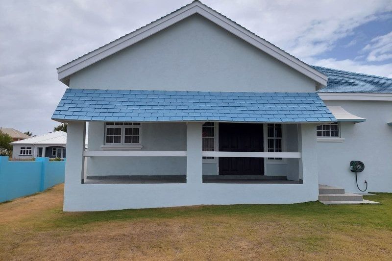 Property photo 1 of 5
