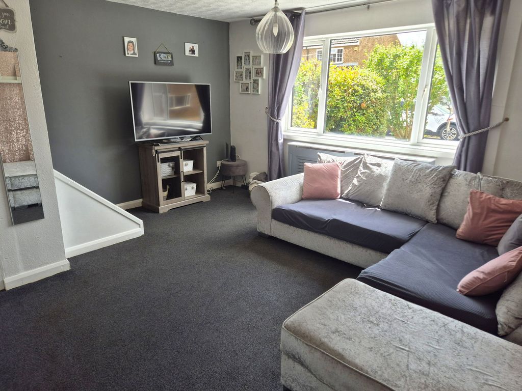 Property photo 3 of 19