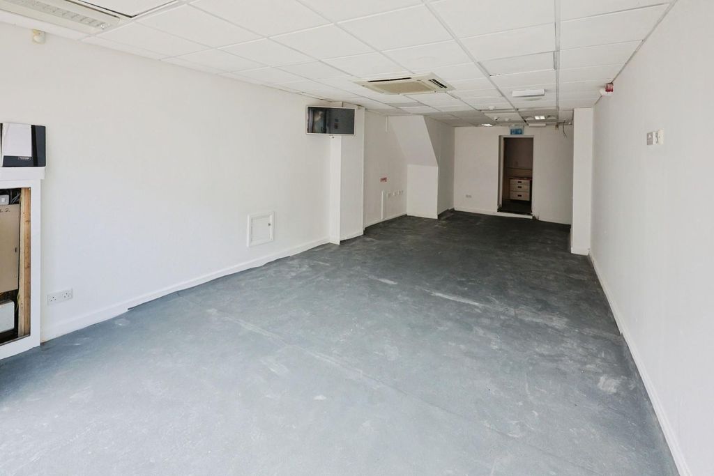 Property photo 2 of 8 d66Bf932-Pk7A6263.Jpg