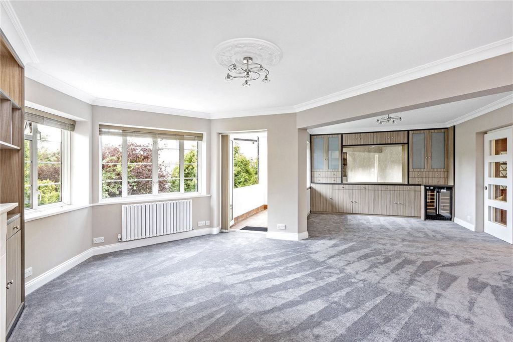Property photo 1 of 13 Reception/Dining