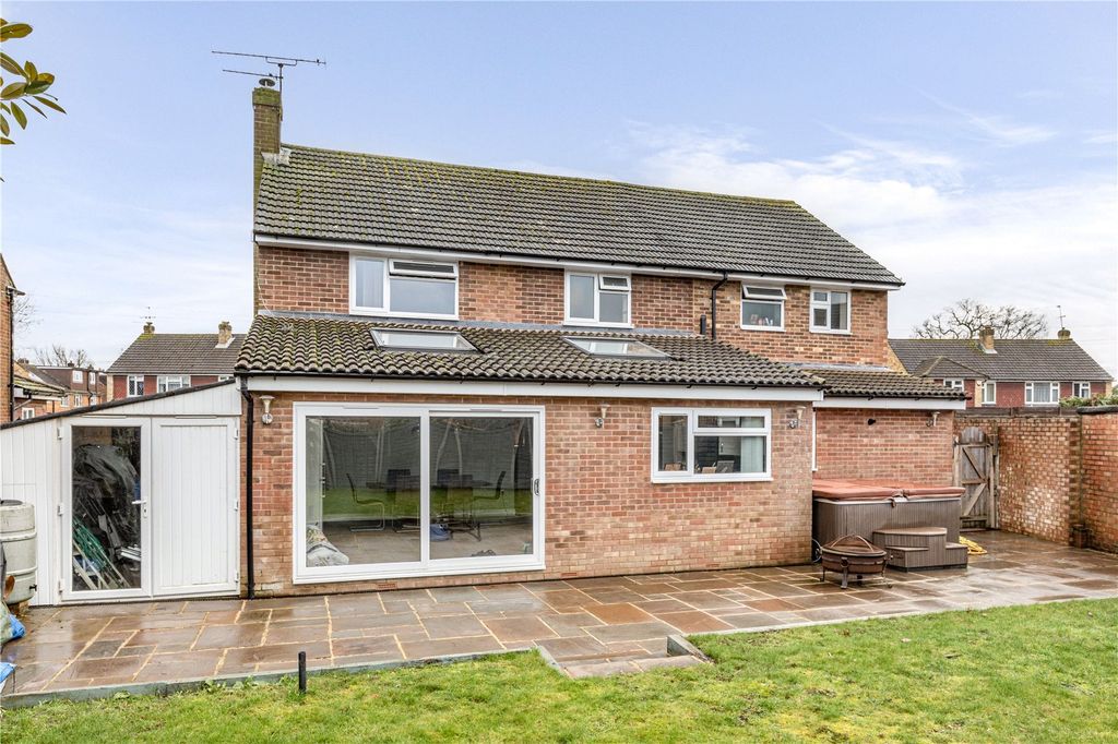 Property photo 3 of 22 Picture No. 21