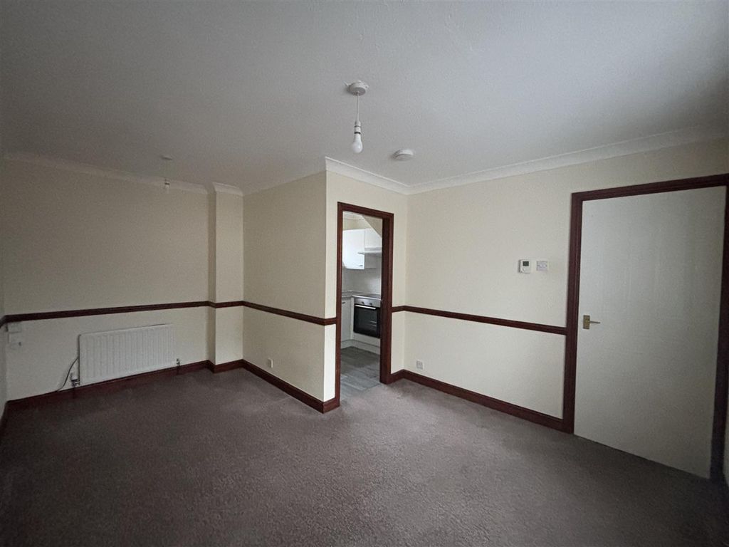 Property photo 3 of 12 Image00009.Jpeg