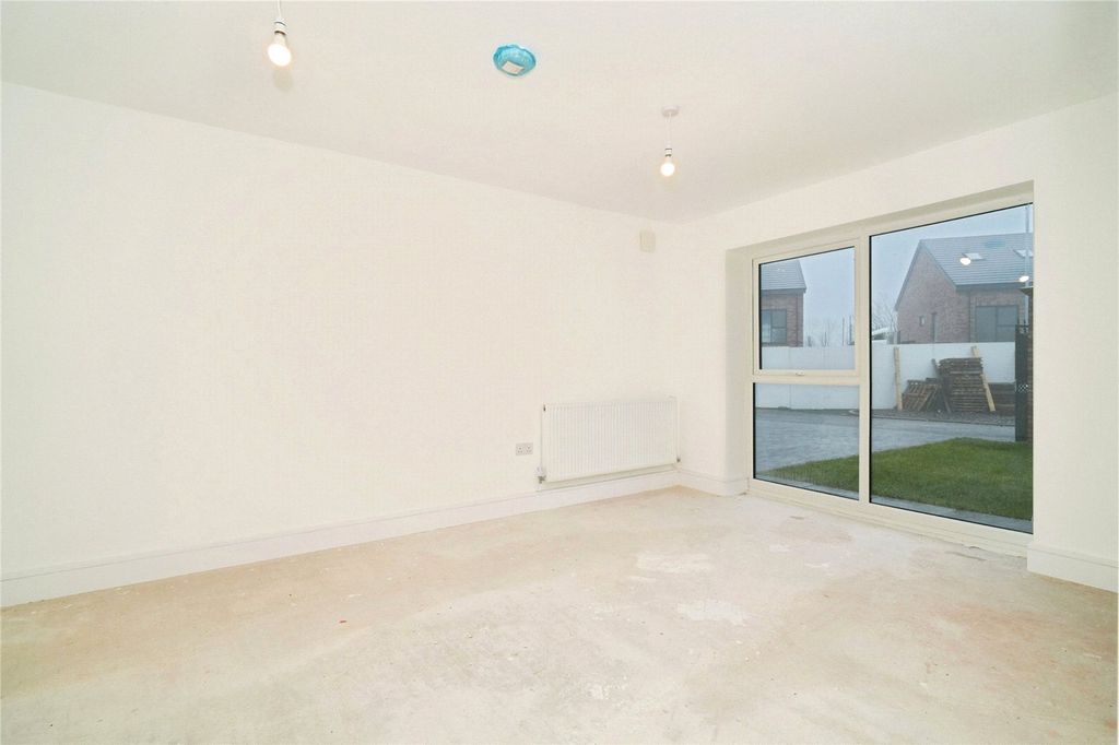 Property photo 3 of 28 Picture No. 47