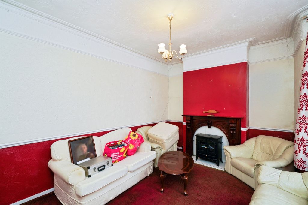 Property photo 3 of 17