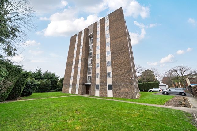 Property photo 3 of 14