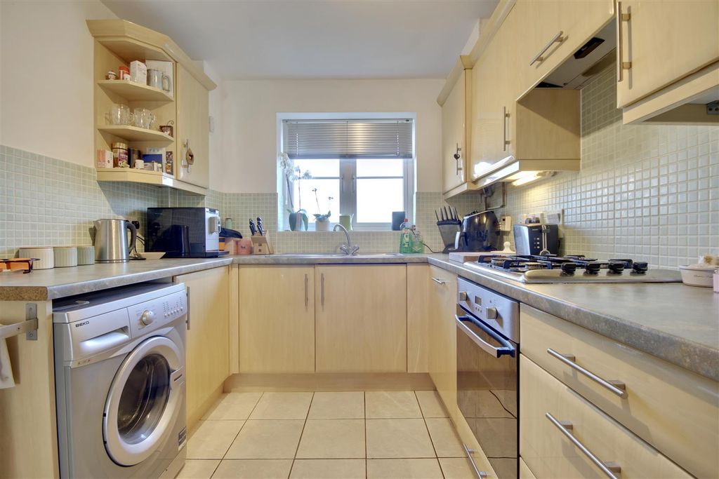 Property photo 2 of 10 39Dbe554-Dcaf-4Ef9-9Dd1-9B5A7B605F39_1_201_A.Jpeg