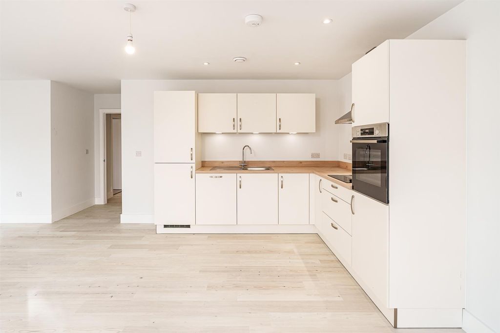 Property photo 2 of 18 Plot 9 Lindfield Place Final-7.Jpg