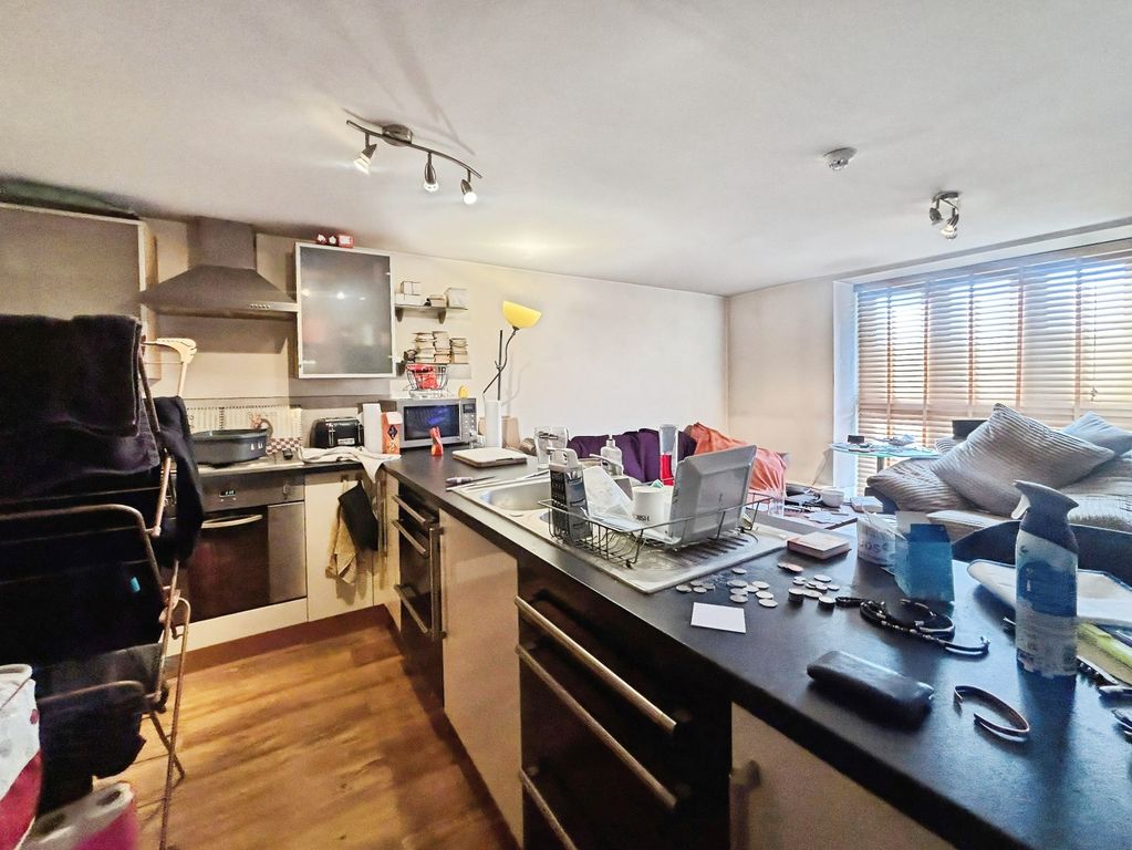 Property photo 3 of 6