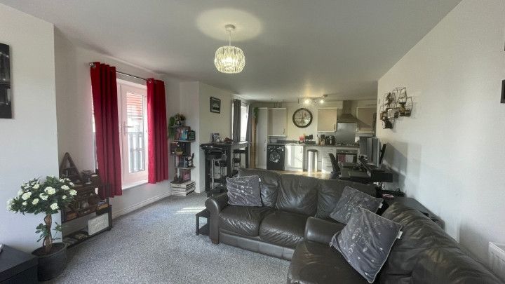 Property photo 3 of 26