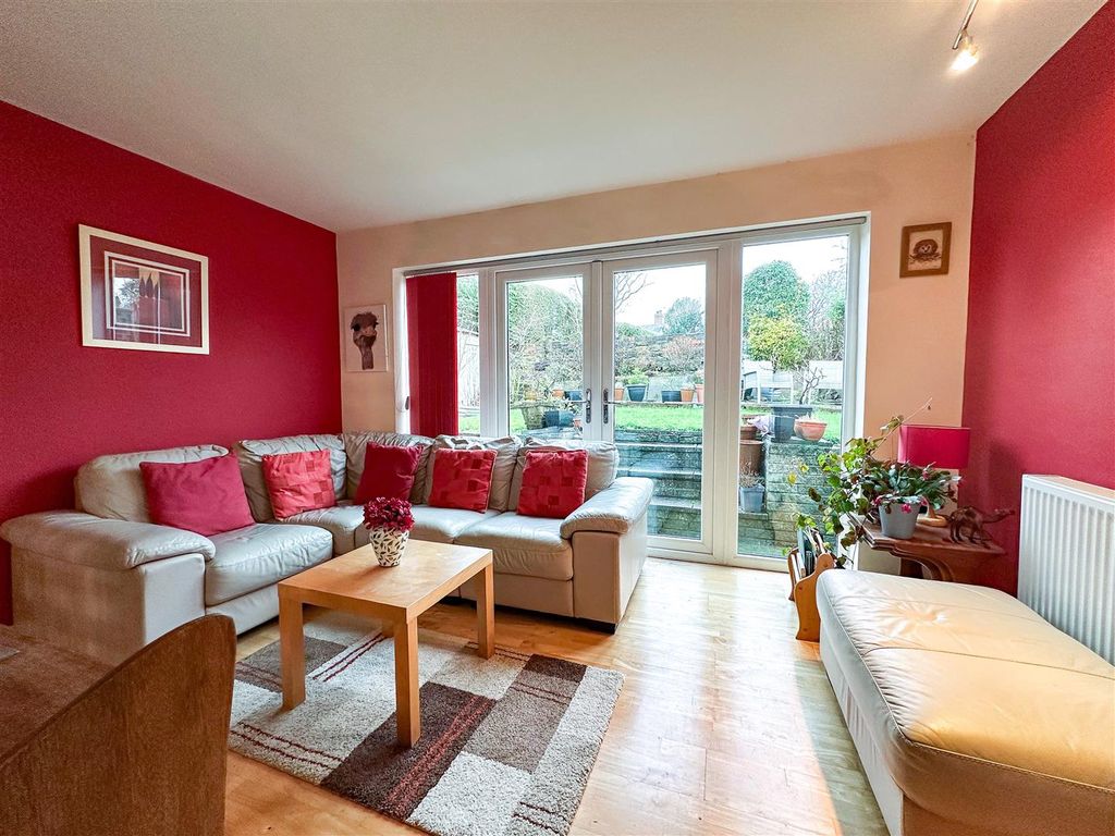 Property photo 3 of 41