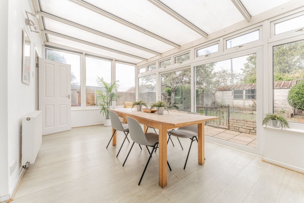 Property photo 3 of 29 4900483