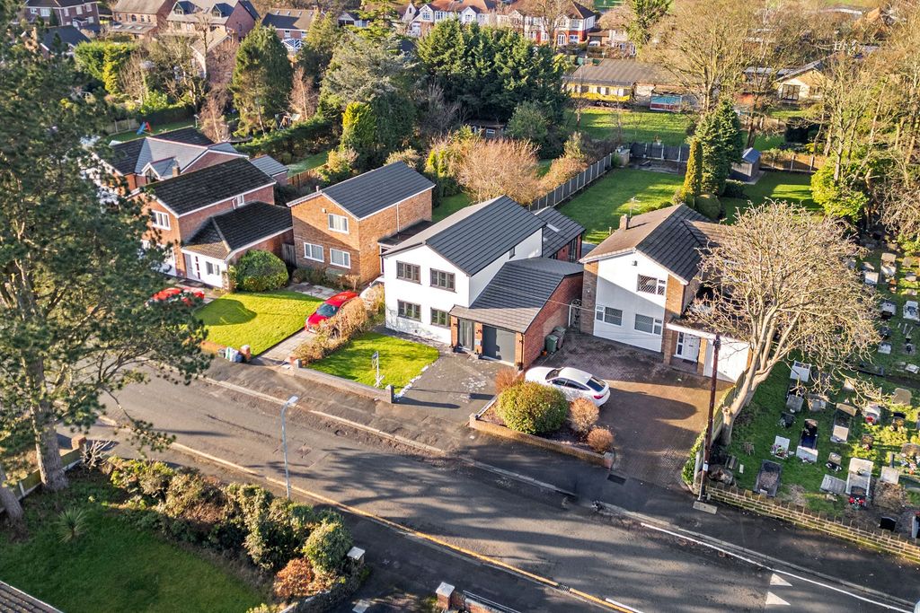 Property photo 2 of 43