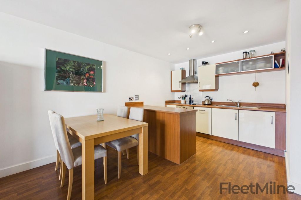 Property photo 2 of 15 Kitchen
