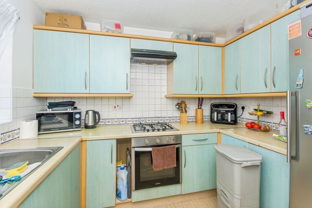 Property photo 3 of 16 Photo