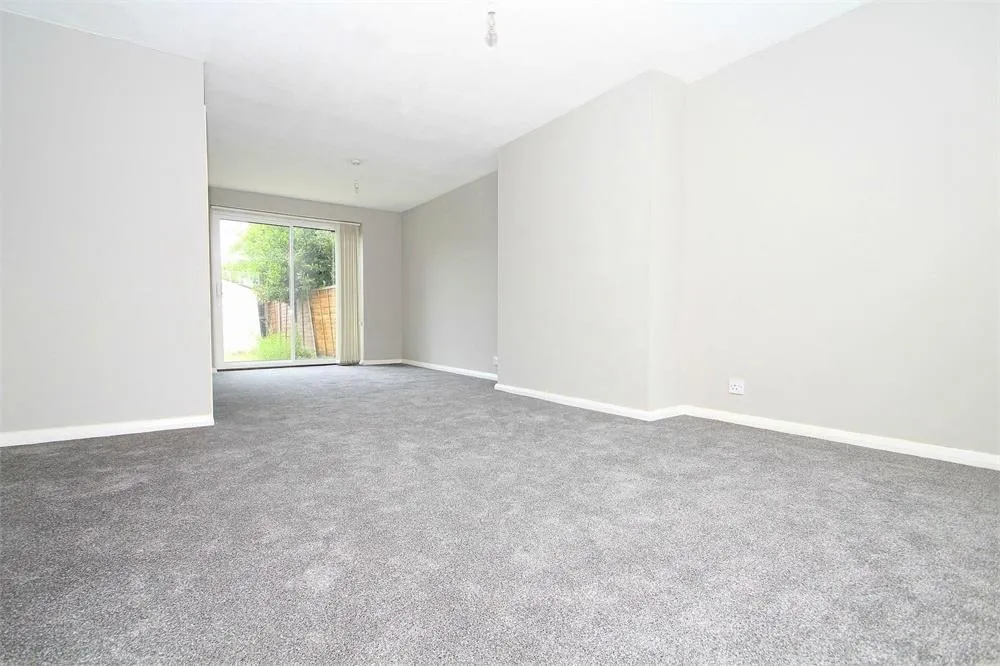 Mill Close, West Drayton, Middlesex UB7 – pohled 3