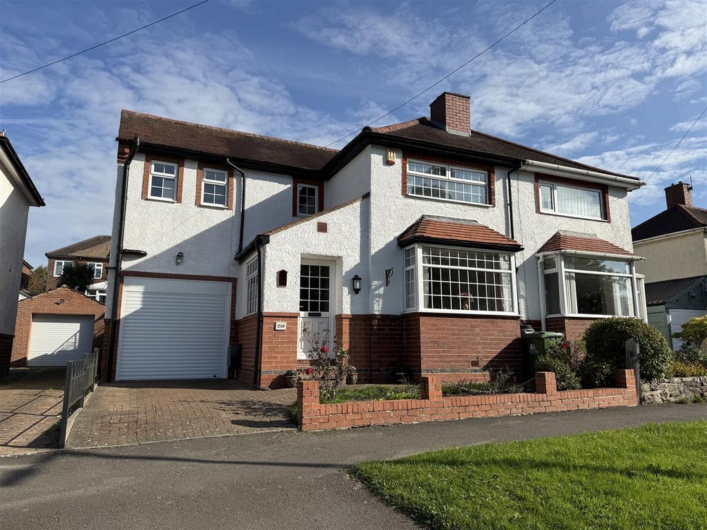 Property photo 1 of 23 Bargate 32.Jpg