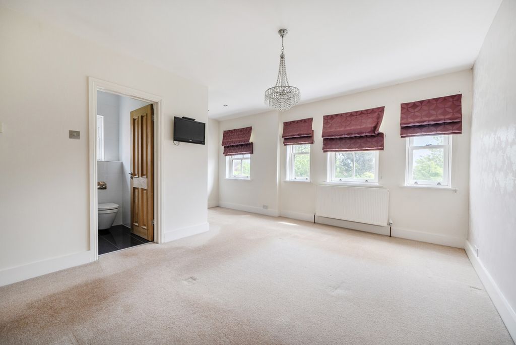 Property photo 3 of 22 1446456-6-69F9d2F...