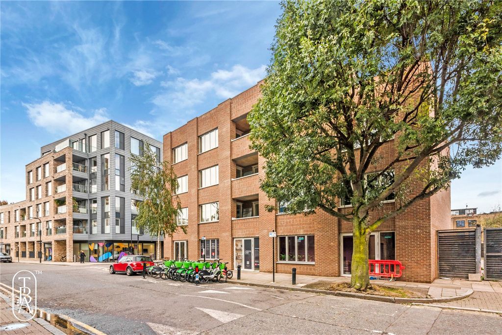 Property photo 2 of 21 Picture No. 58