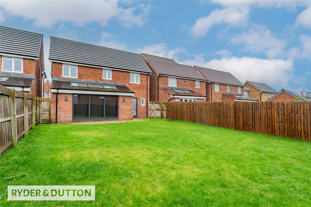 Property photo 3 of 28 External