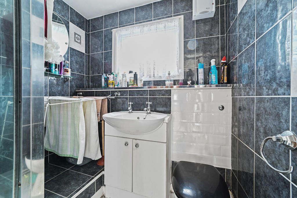Property photo 3 of 3