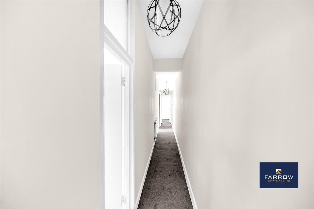 Property photo 2 of 24 Hallway