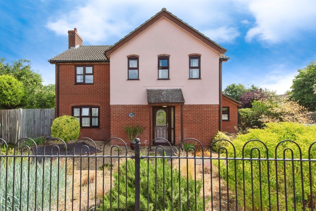 Property photo 1 of 17