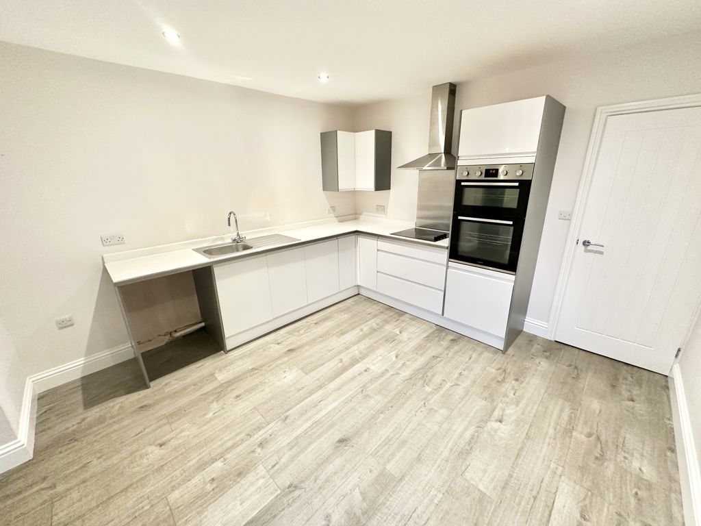 Property photo 2 of 9 Iijs3946