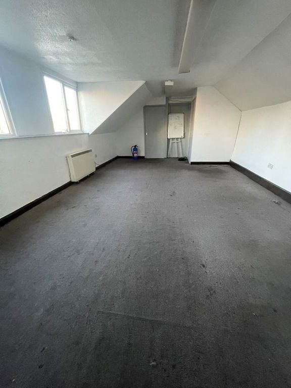 Property photo 3 of 3