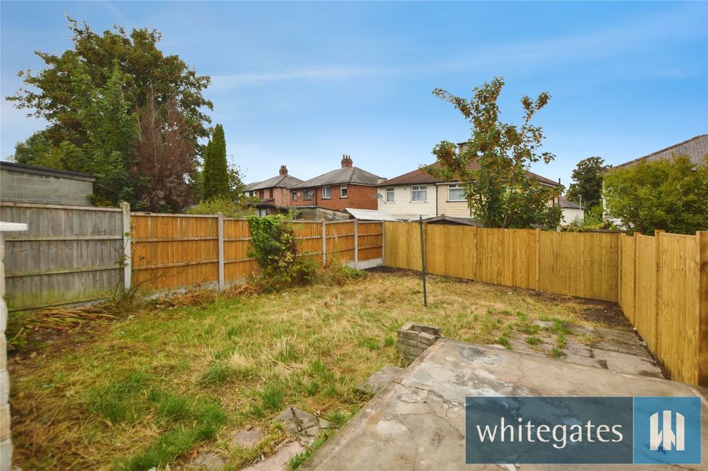 Property photo 2 of 8 Picture No. 11