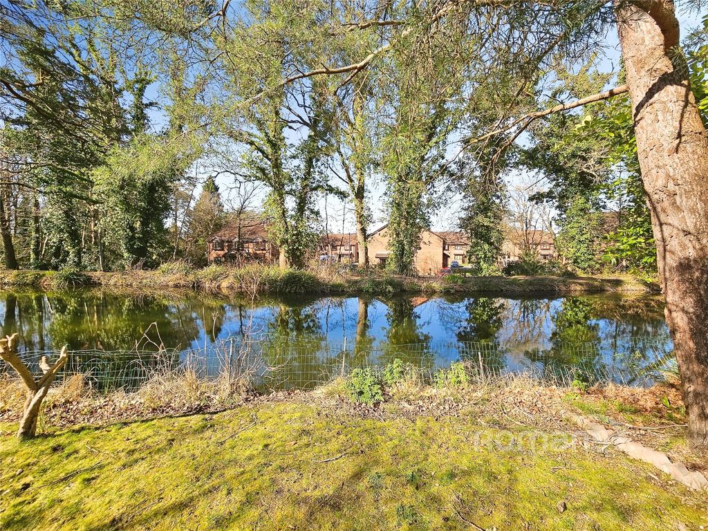 Property photo 2 of 23 Canal