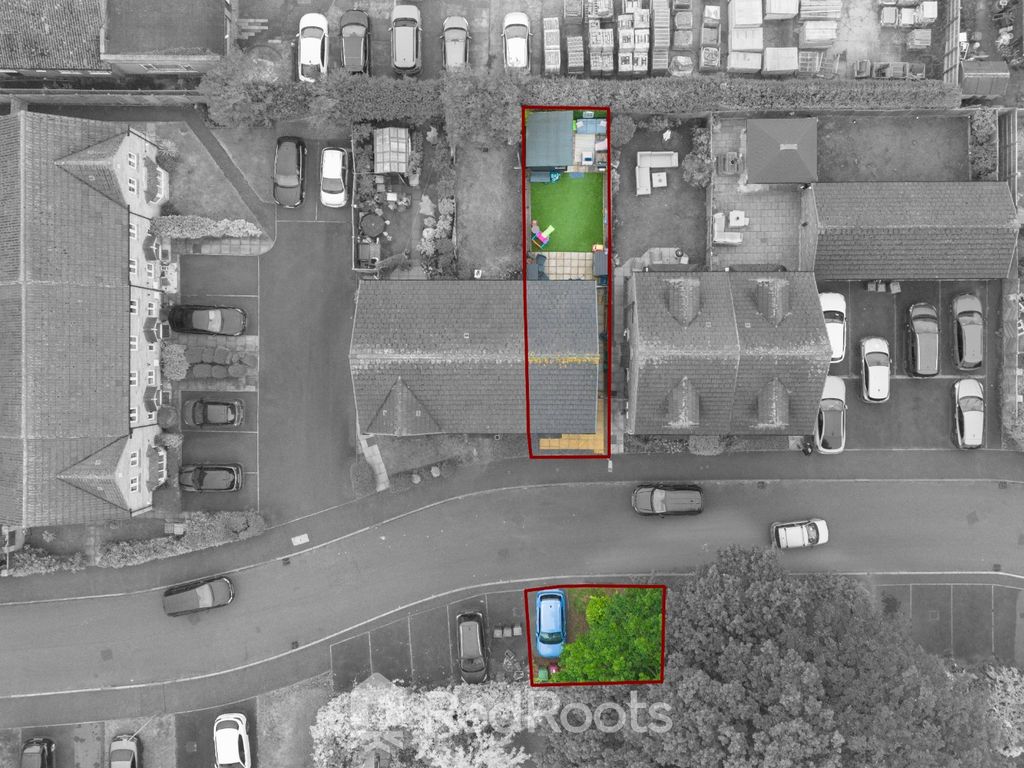 Property photo 2 of 23 4044323