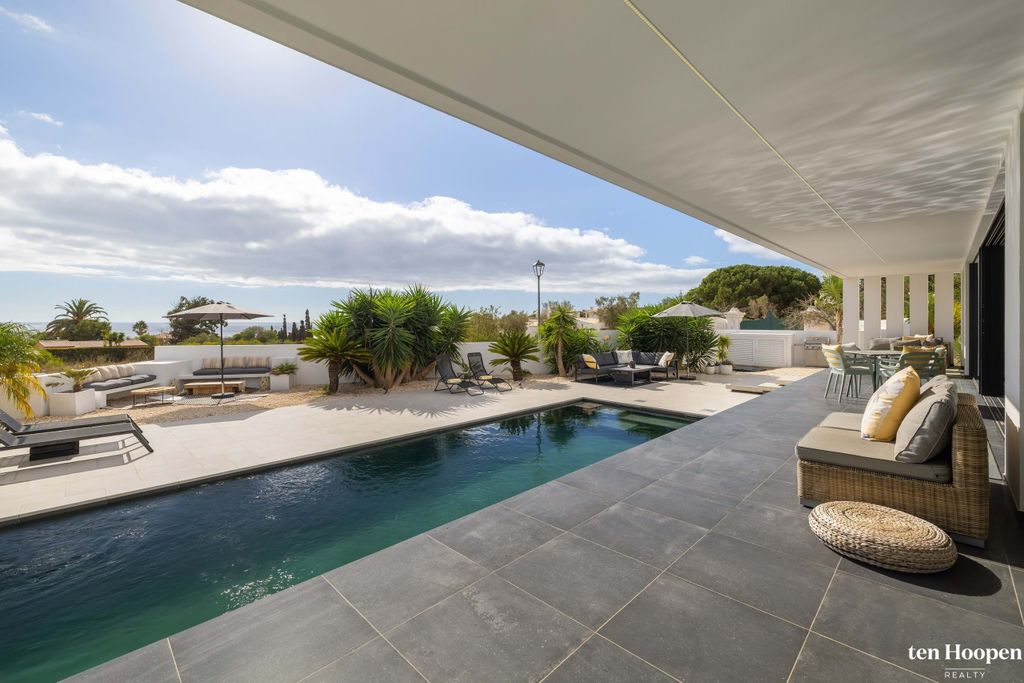 Property photo 1 of 30