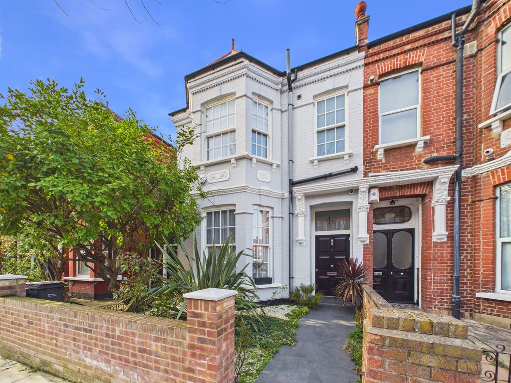 Property photo 1 of 20