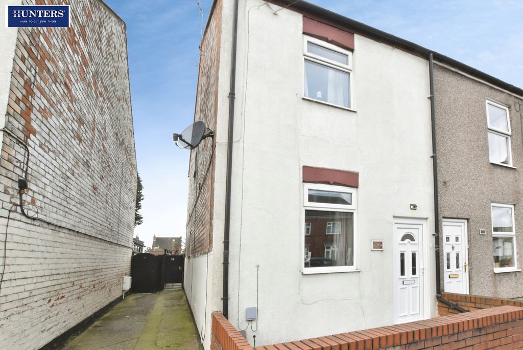 Property photo 1 of 9 Front