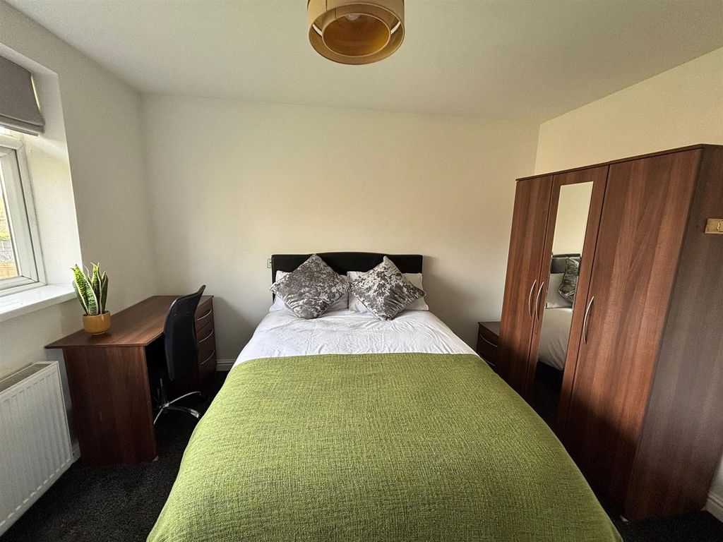 Property photo 3 of 12 Img-20260320-Wa0017(1).Jpg