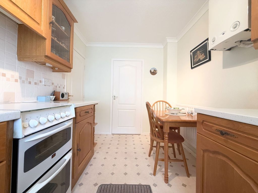 Property photo 3 of 14