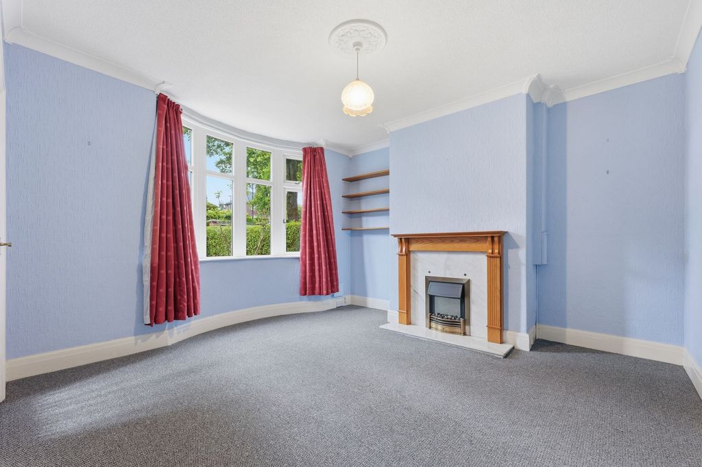 Property photo 2 of 29